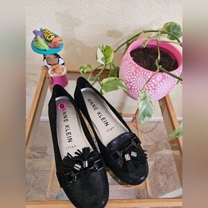 Anne Klein Black Tassel-Detail Loafers for Women